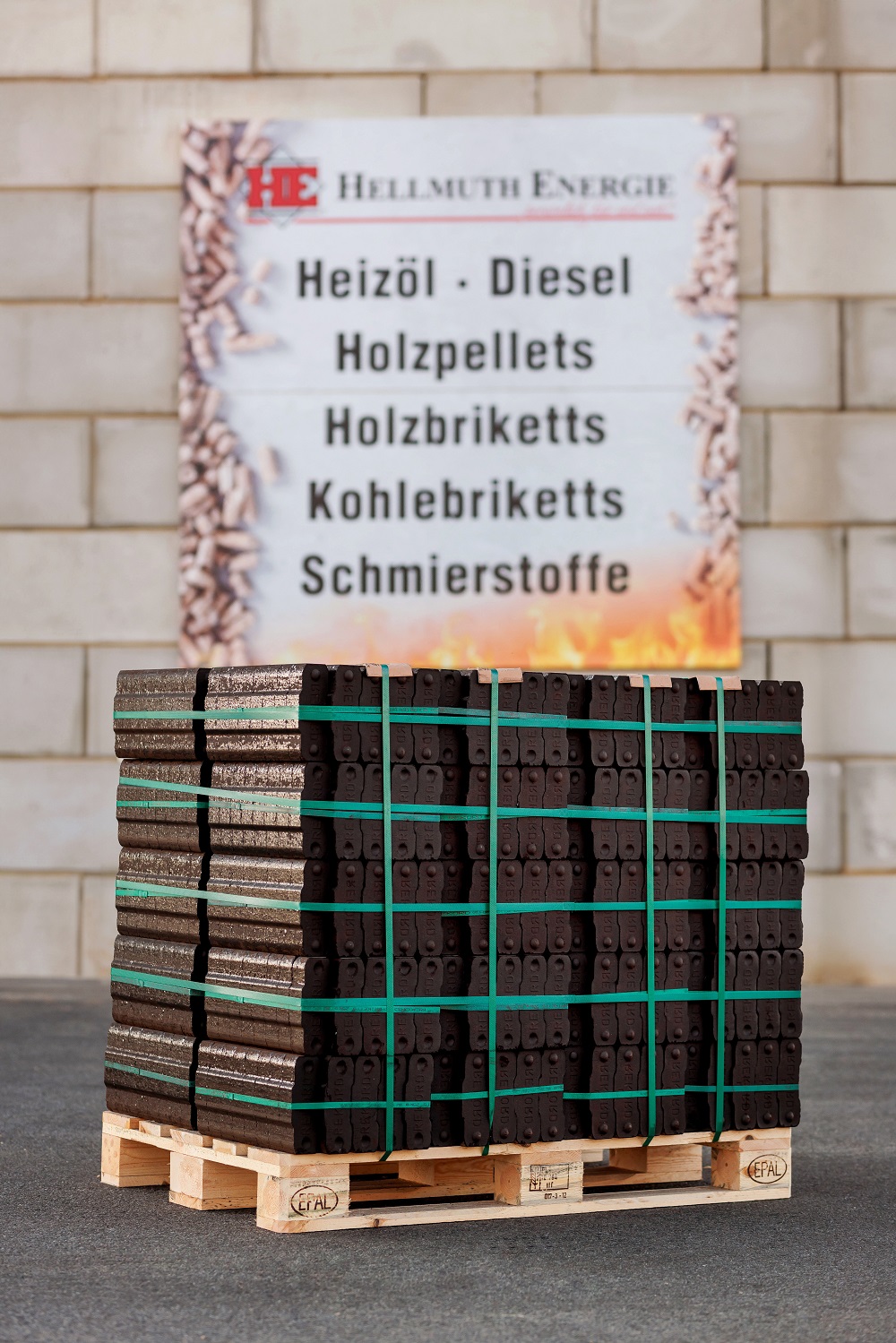 Briketts aus Sachsen | Lieferant für Holzbriketts